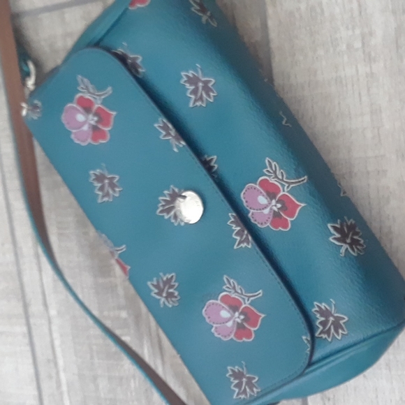 NEW!COACH..REVERSEABLE FLAP CROSSBODY WITH MATCHING WALLET..FLAWED - Picture 6 of 13